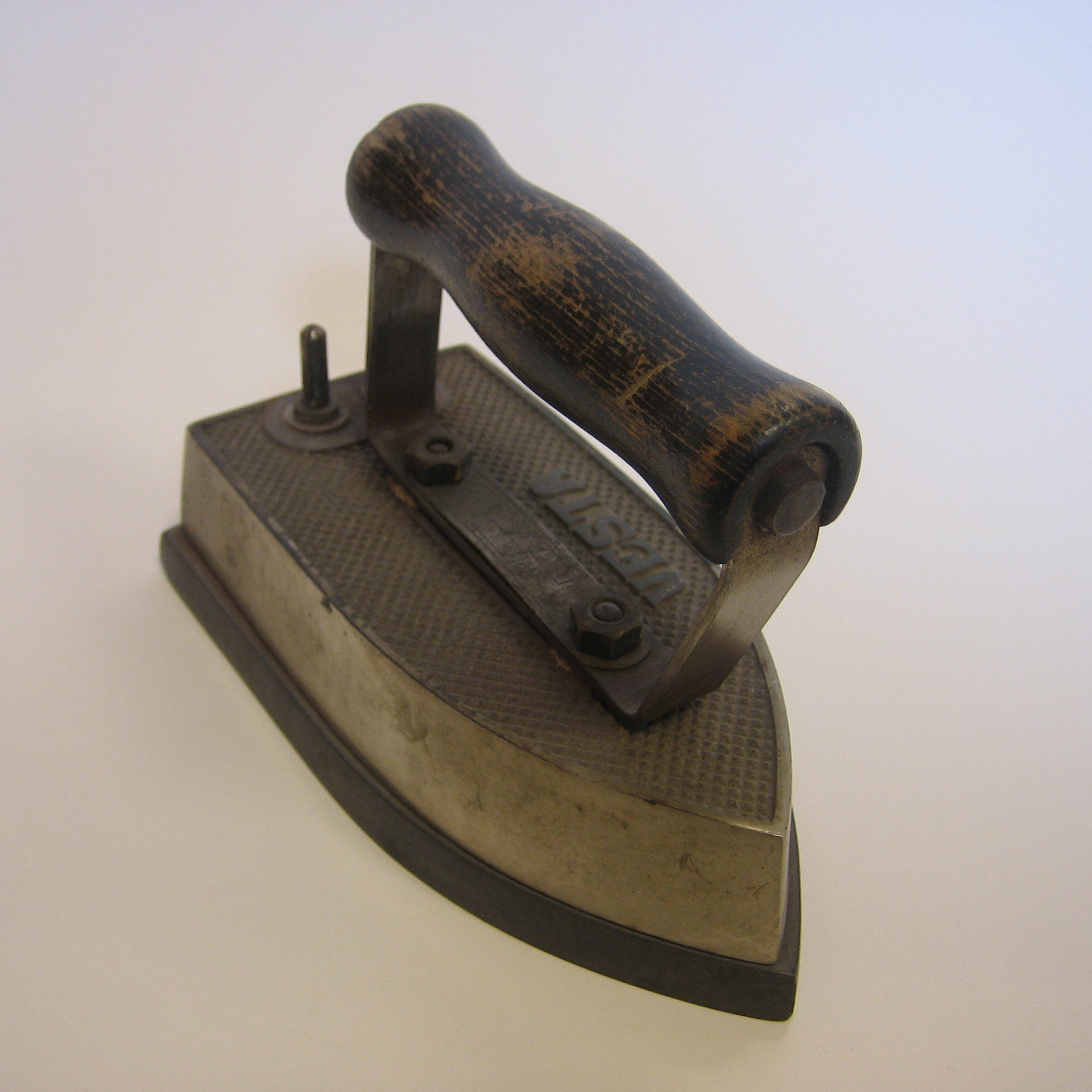 Elektriskt strykjärn från 1923